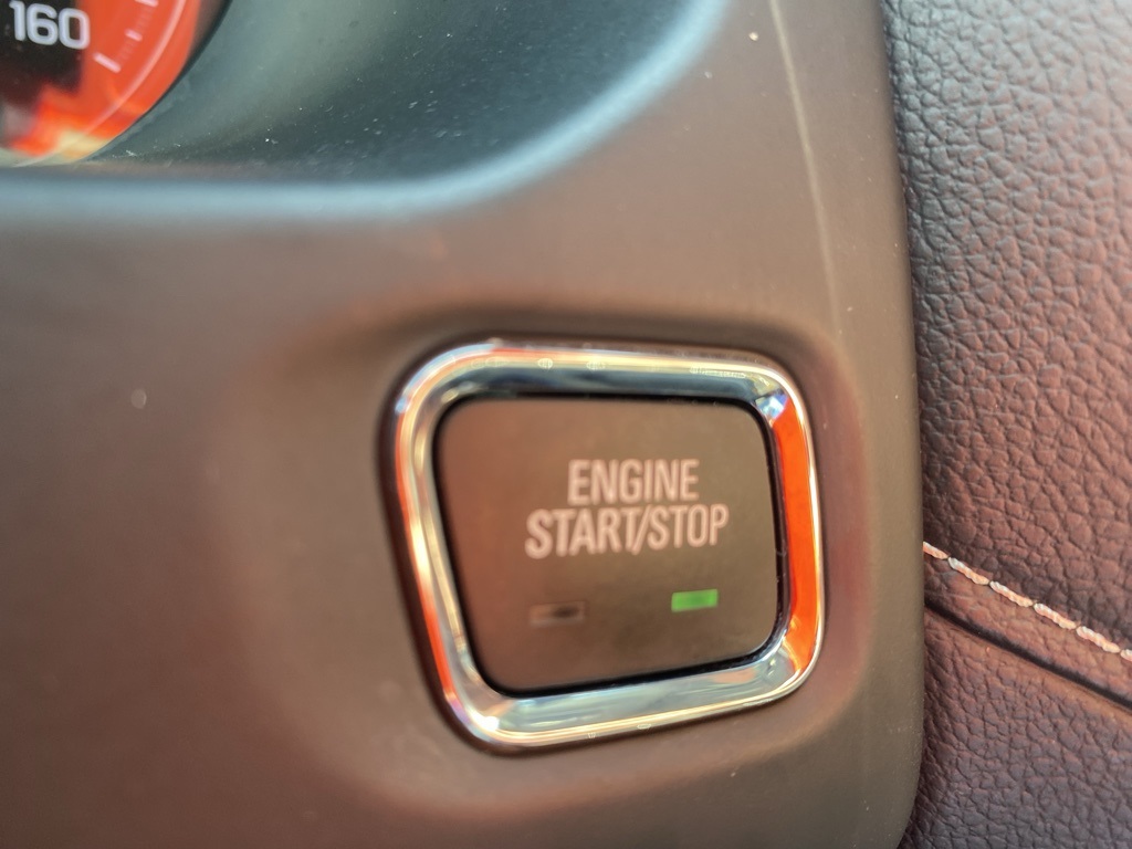 2023 Gmc Acadia SLE photo 2