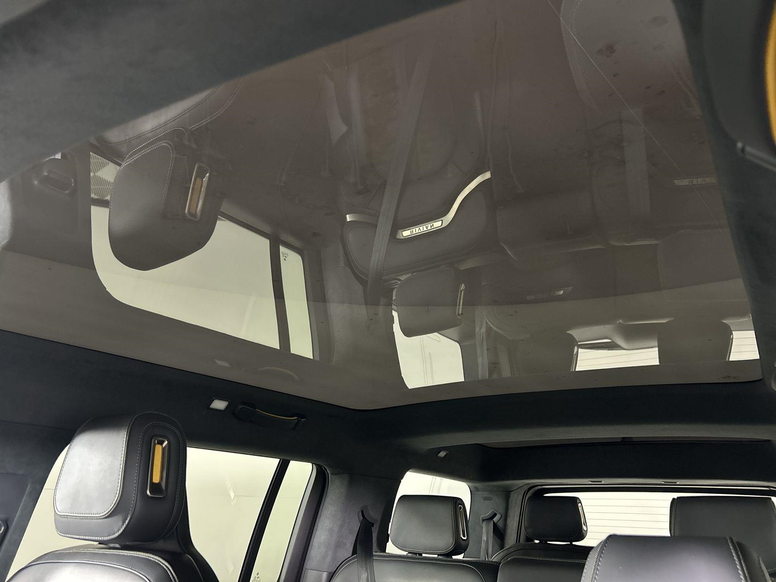 2025 Rivian R1S Adventure photo 8