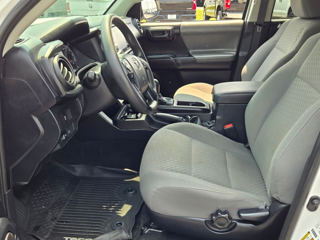 2020 Toyota Tacoma TRD Off-Road photo 18