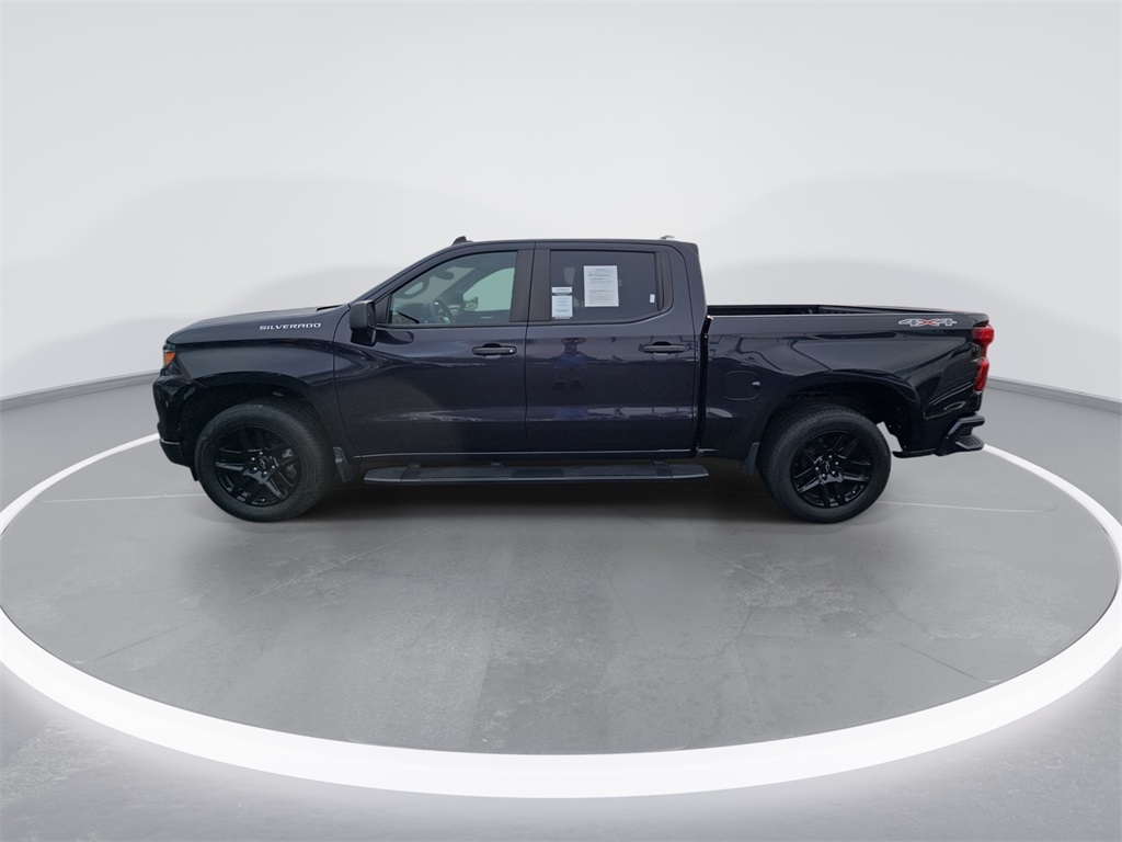 2022 Chevrolet Silverado 1500 Custom photo 4