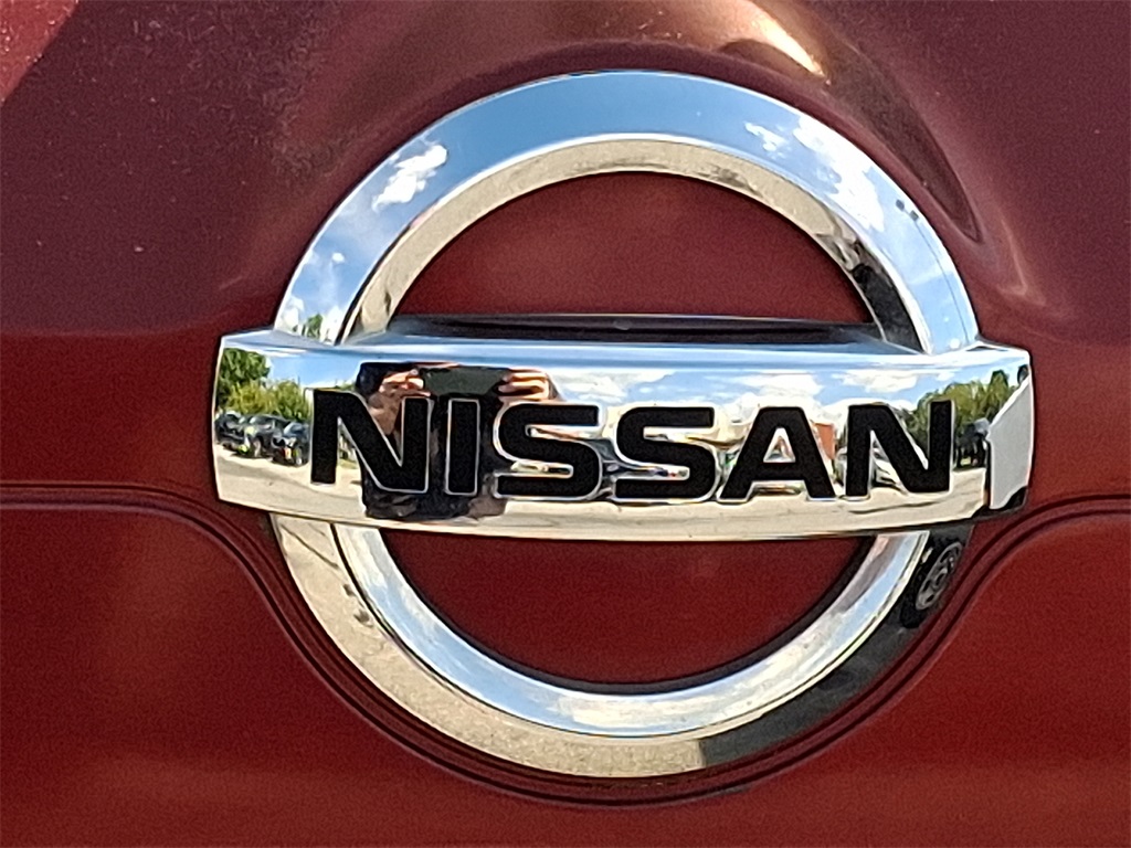 2015 Nissan Rogue S photo 6