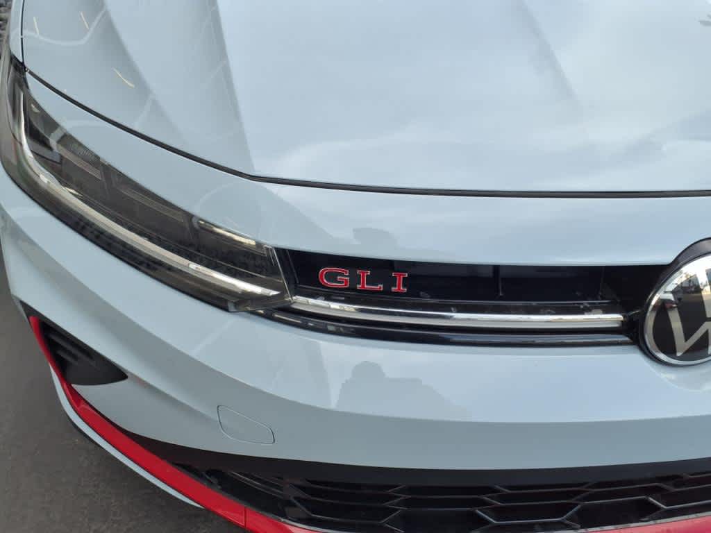 2025 Volkswagen Jetta GLI Autobahn photo 3