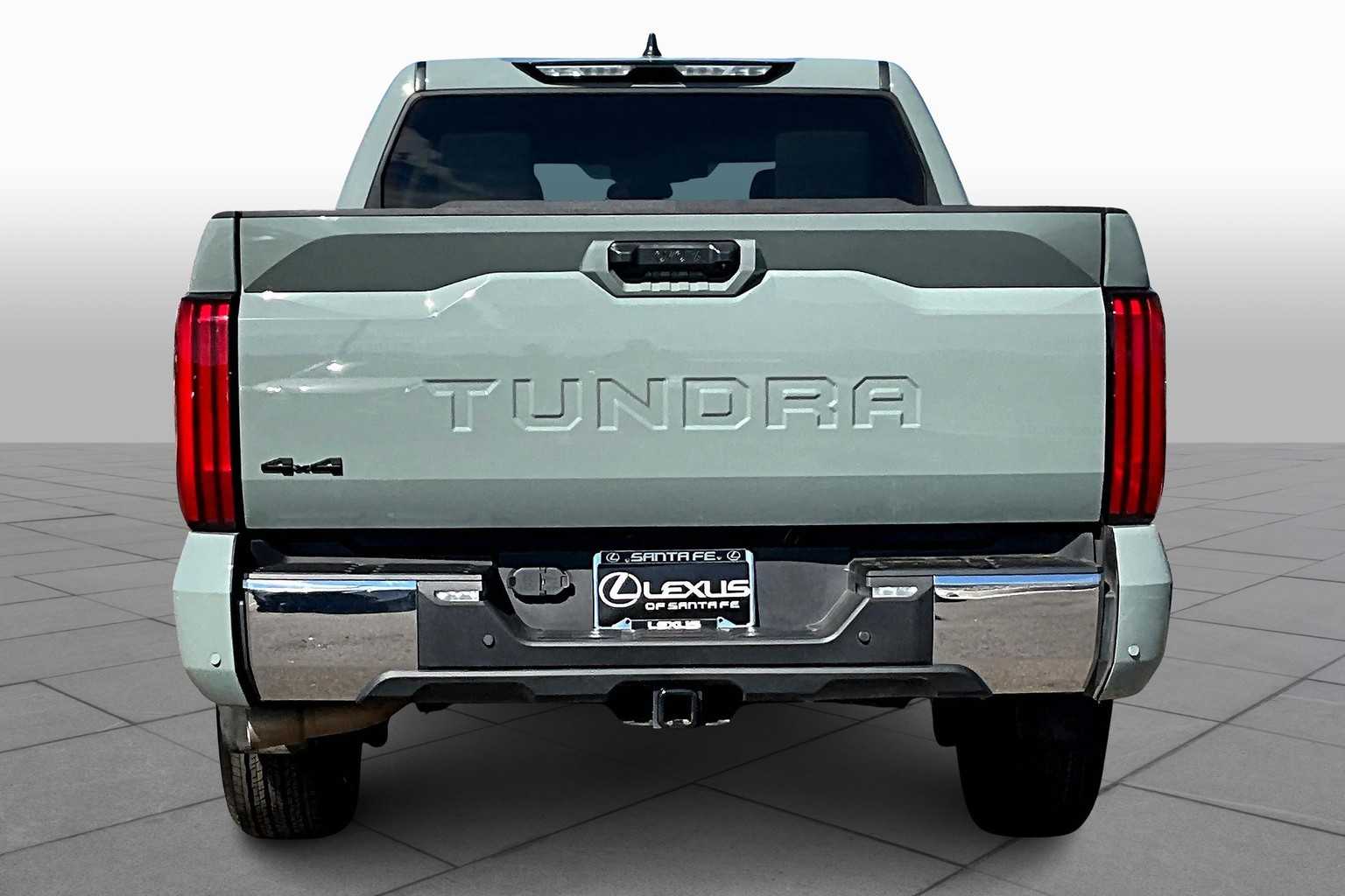 2024 Toyota Tundra CrewMax SR5 photo 4