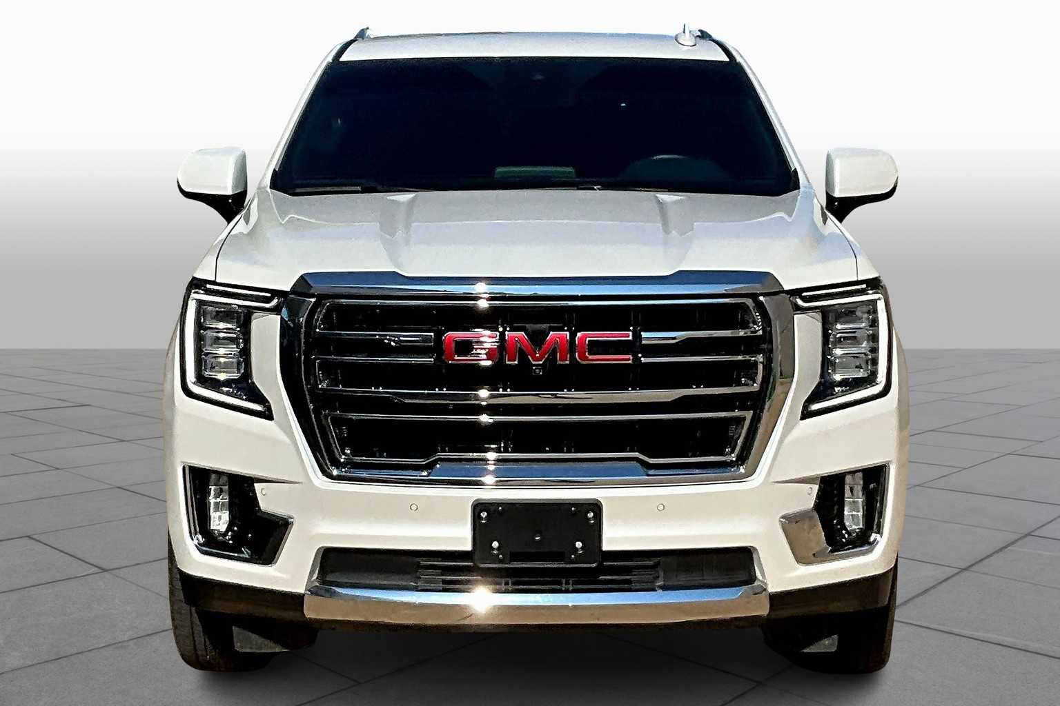 2024 Gmc Yukon XL SLT photo 3