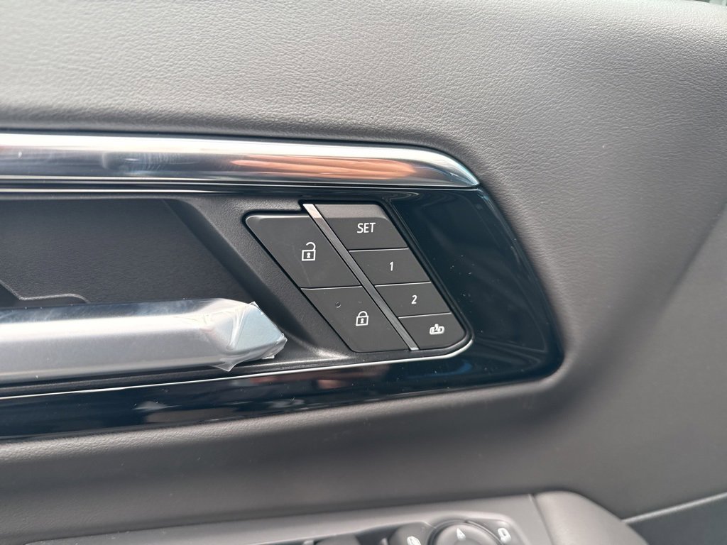 2025 Chevrolet Tahoe Z71 photo 19