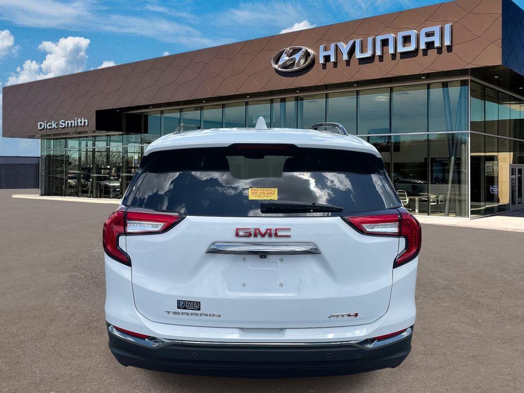 2024 Gmc Terrain AT4 photo 2