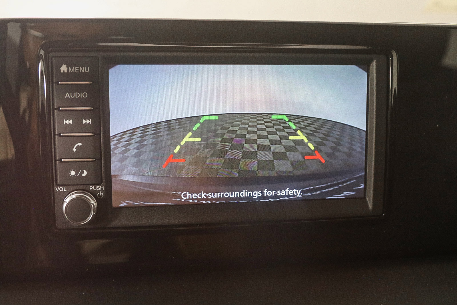 2025 Nissan Kicks S photo 24