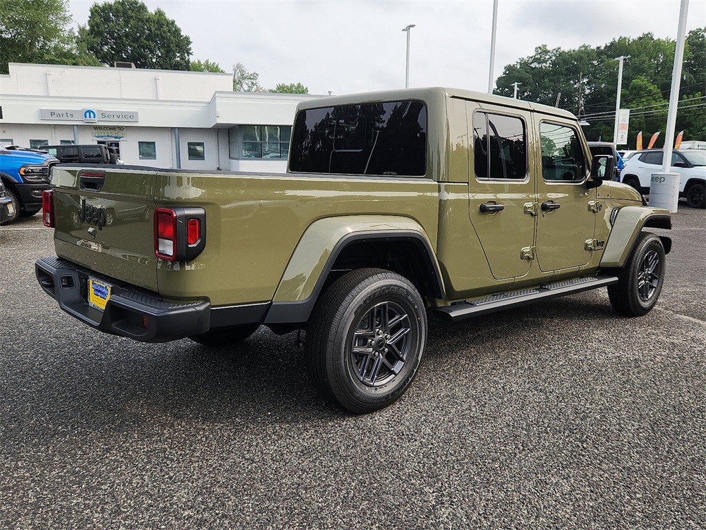 2025 Jeep Gladiator Sport S photo 4