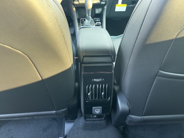 2025 Jeep Compass Latitude photo 15