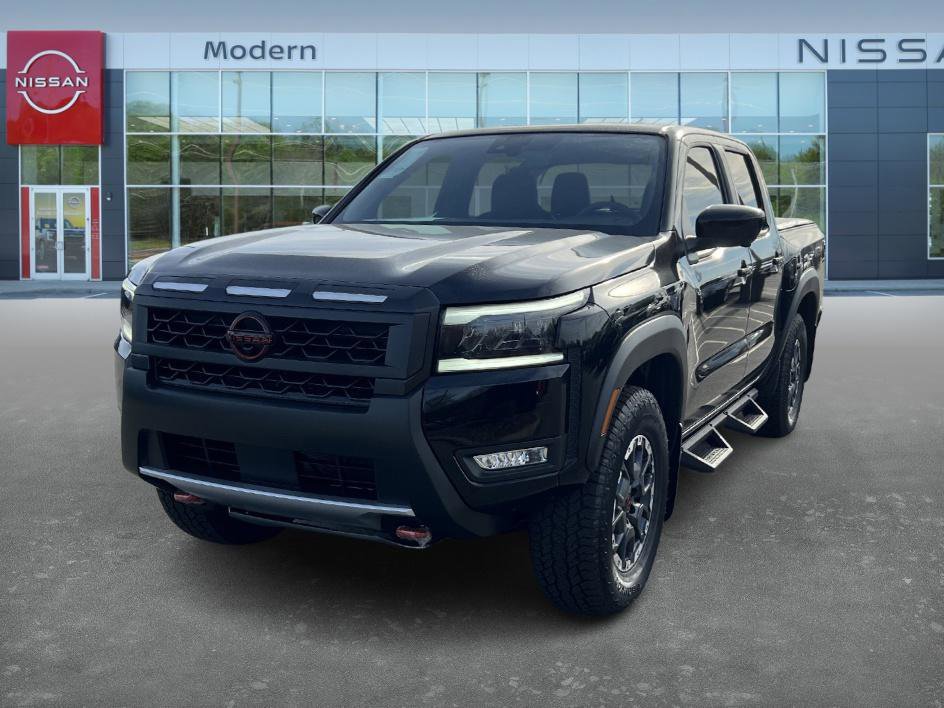 2026 Nissan Frontier PRO-4X's photo