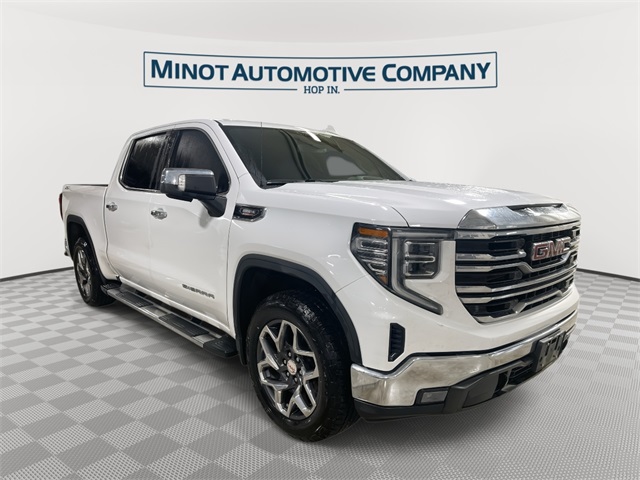 2023 GMC Sierra 1500 SLT's photo