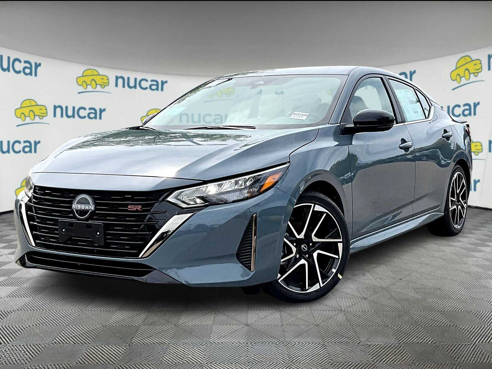 2025 Nissan Sentra SR photo 3