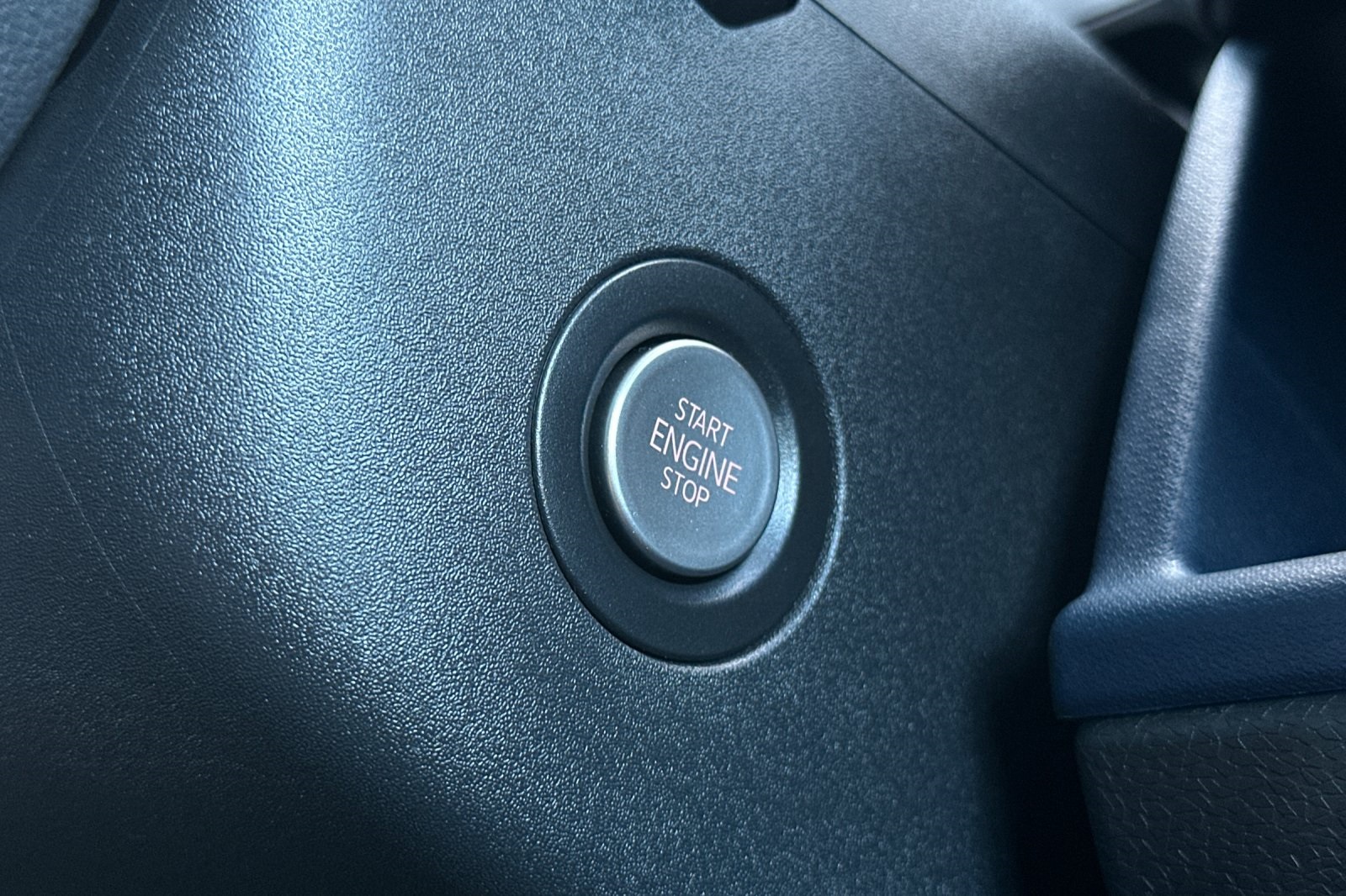 2025 Volkswagen ID. Buzz Pro S photo 22