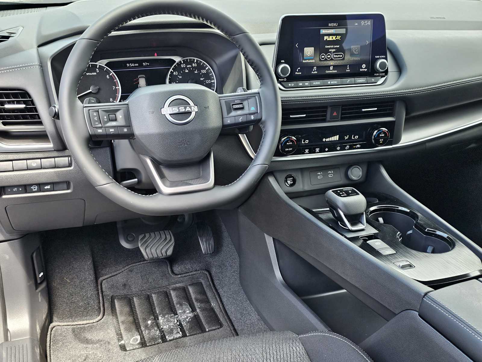 2026 Nissan Rogue SV photo 30