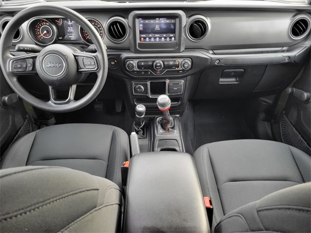 2022 Jeep Gladiator Willys photo 12
