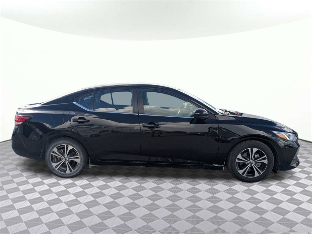 2022 Nissan Sentra SV photo 2