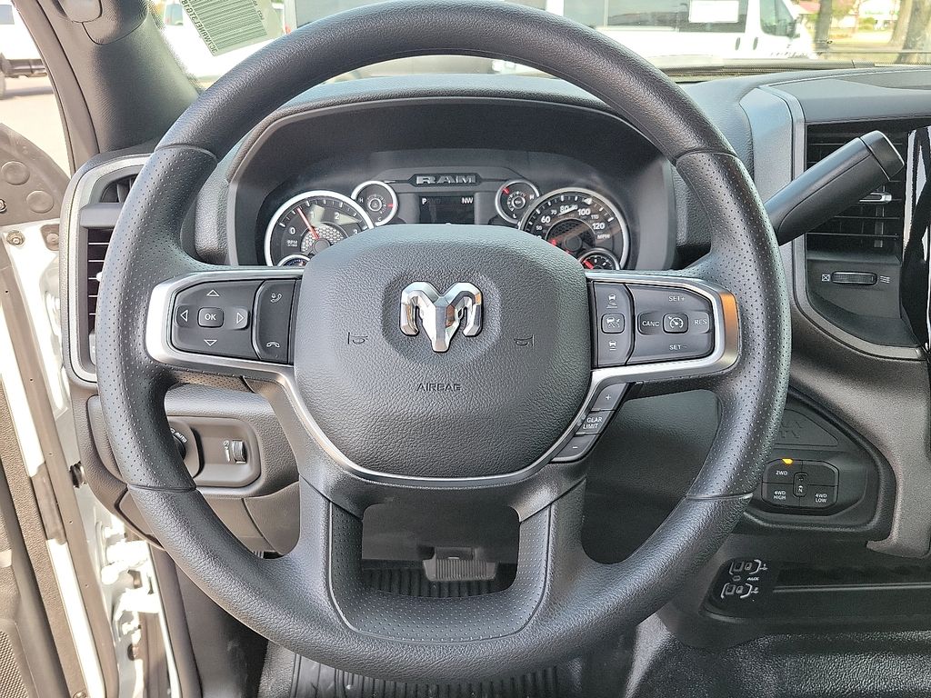 2026 Ram 5500 Tradesman photo 19