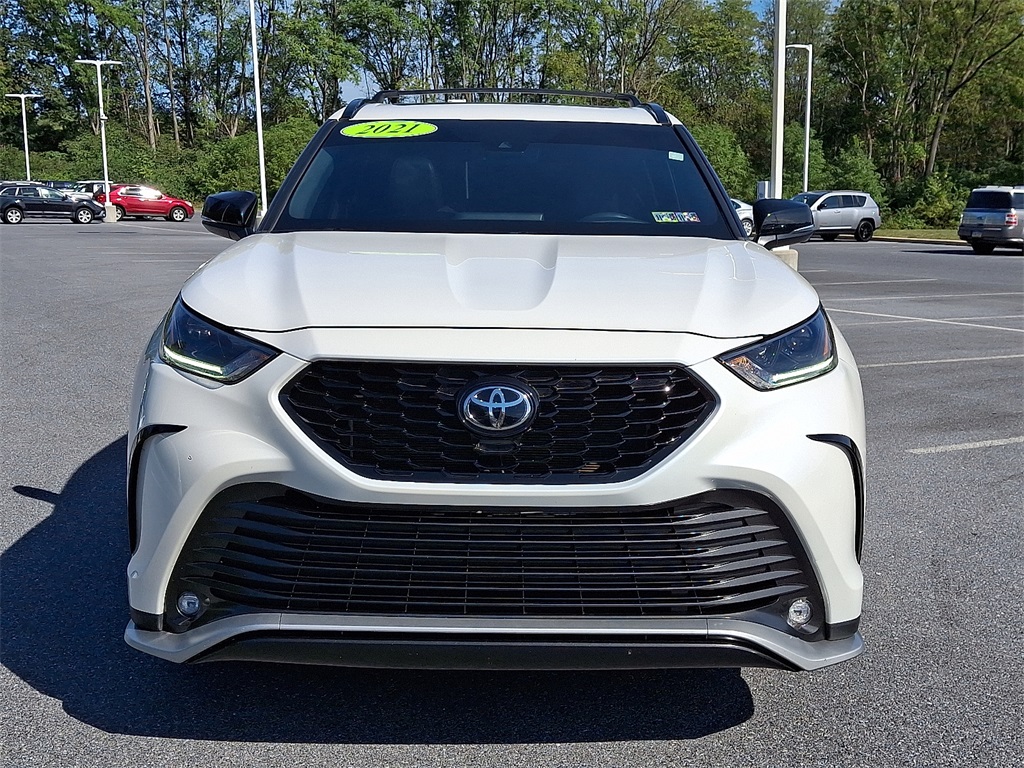 2021 Toyota Highlander XSE photo 2