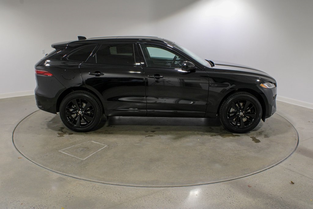 2026 Jaguar F-PACE P400 R-Dynamic S photo 3