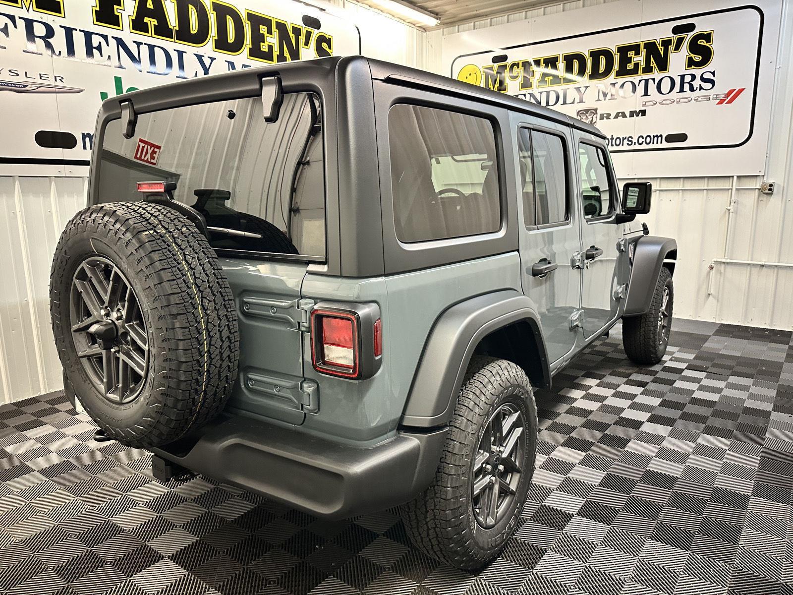 2025 Jeep Wrangler Sport S photo 2