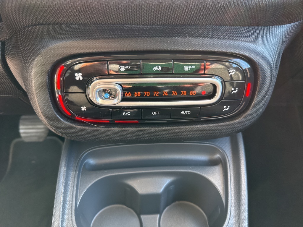 2018 Smart Fortwo Electric Drive Electric Drive photo 30