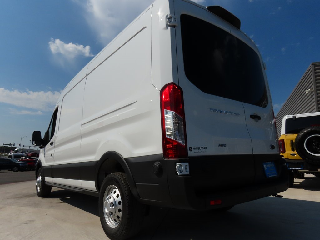 2024 Ford Transit Cargo Van photo 3