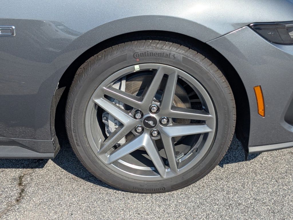 2025 Ford Mustang GT Premium Convertible photo 11