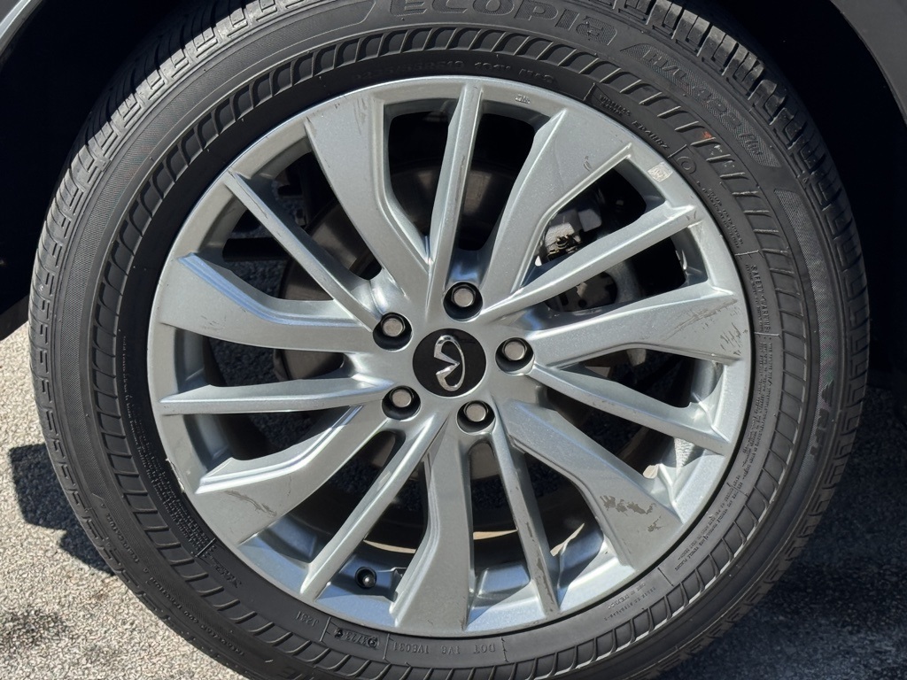 2024 Infiniti QX50 Luxe photo 7