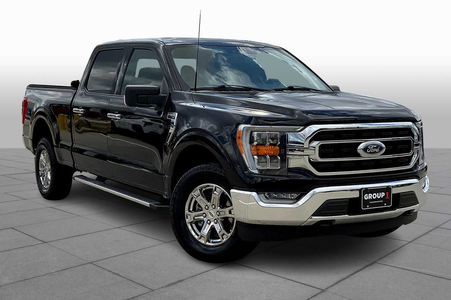 2022 Ford F-150 XLT photo 2