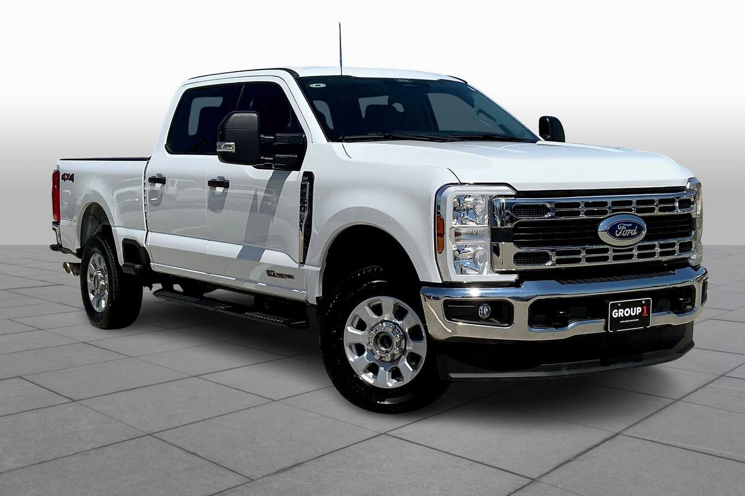 2024 Ford F-250 XLT photo 2