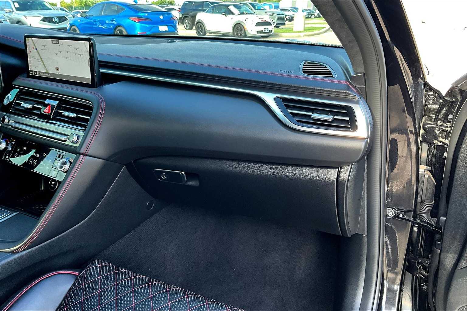 2025 Genesis G70 3.3T Sport Advanced photo 18