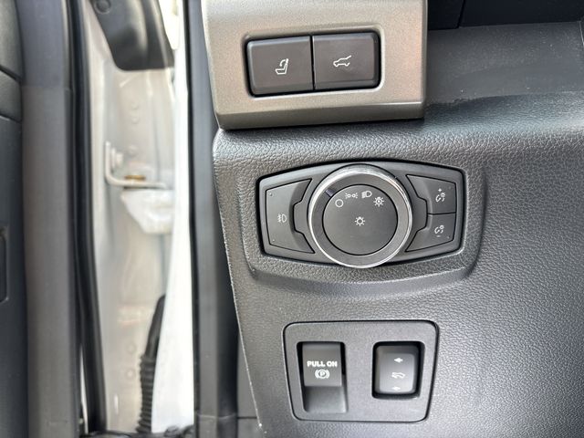 2018 Ford Expedition MAX XLT photo 25