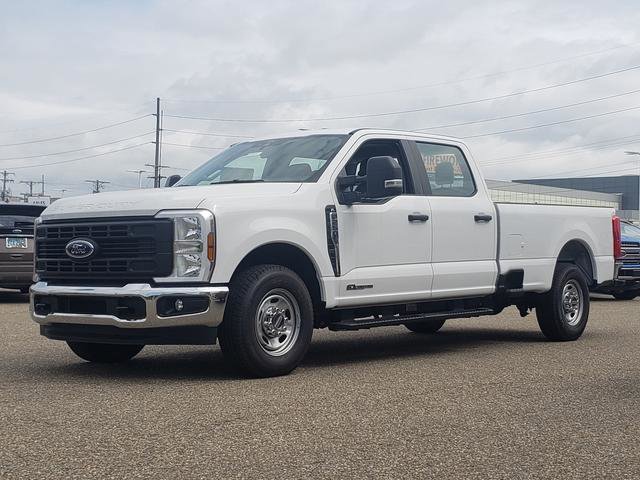 2025 Ford F-250 XL photo 4