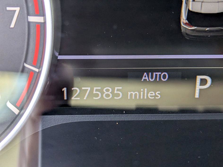 2021 Nissan Rogue SV photo 18