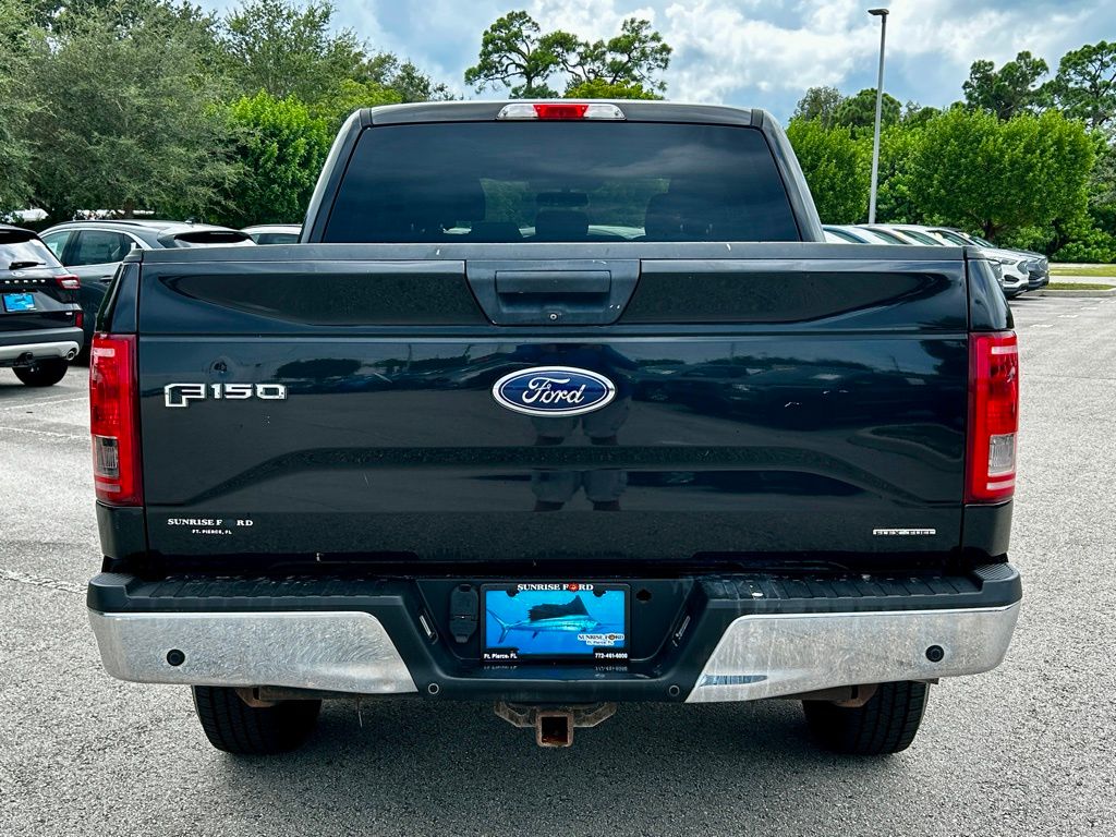 2015 Ford F-150 XLT photo 4