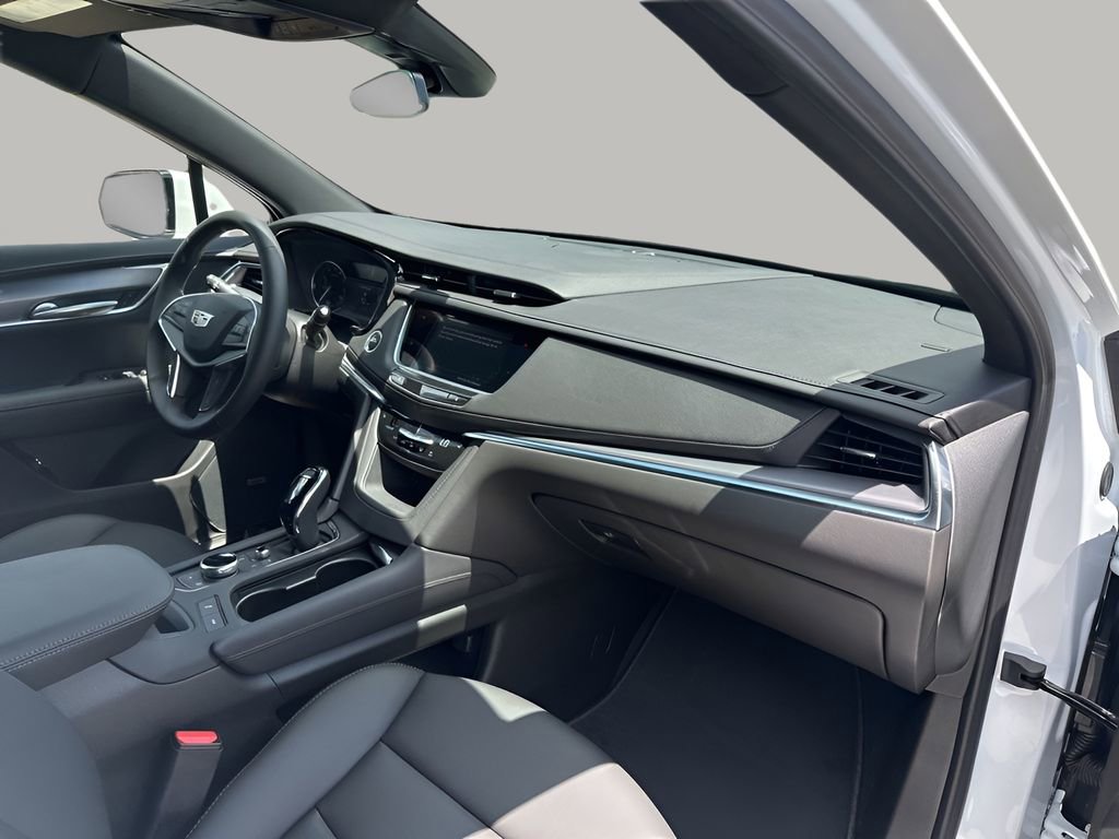 2025 Cadillac XT5 Luxury photo 13