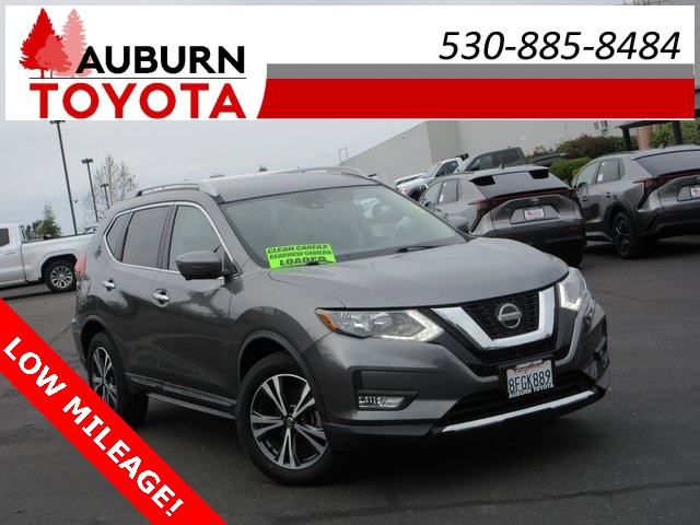 2018 Nissan Rogue SL's photo