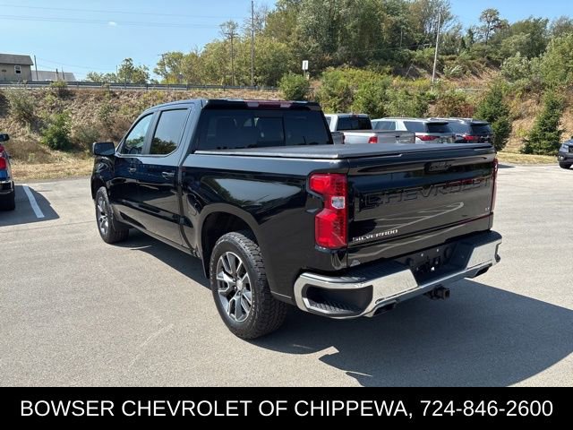2022 Chevrolet Silverado 1500 LT1 photo 2