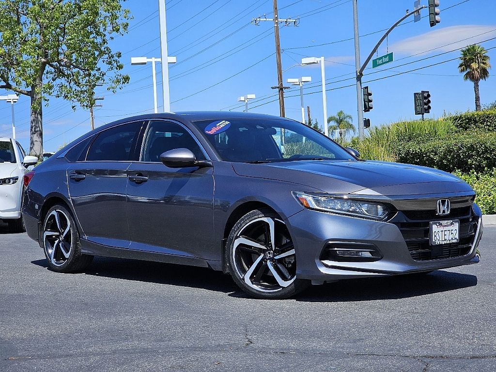 2018 Honda Accord Sport photo 2