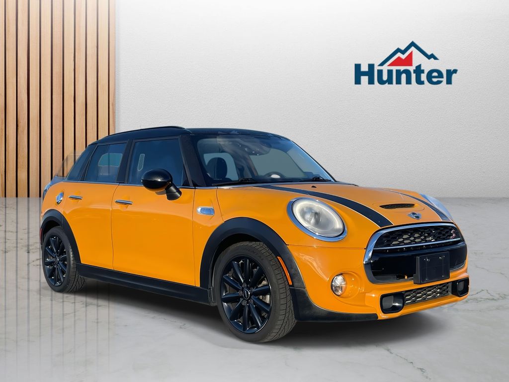 2016 MINI Cooper