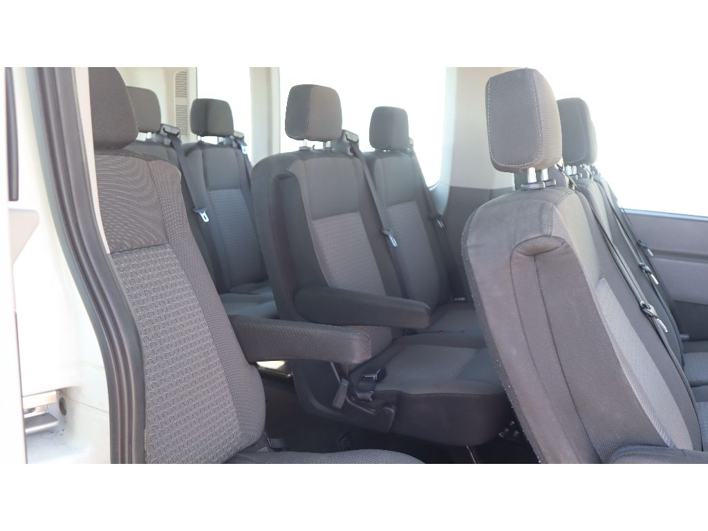 2021 Ford Transit XLT photo 4