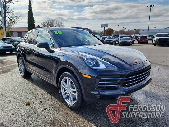 2020 Porsche Cayenne Base's photo