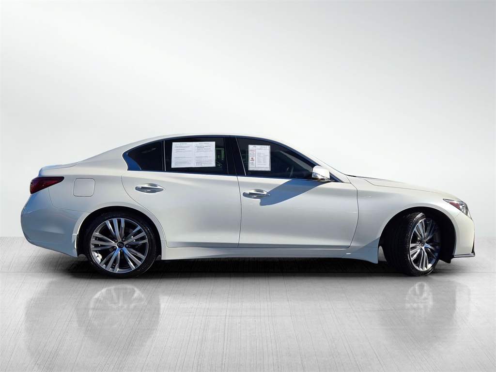 2022 Infiniti Q50 Sensory photo 3
