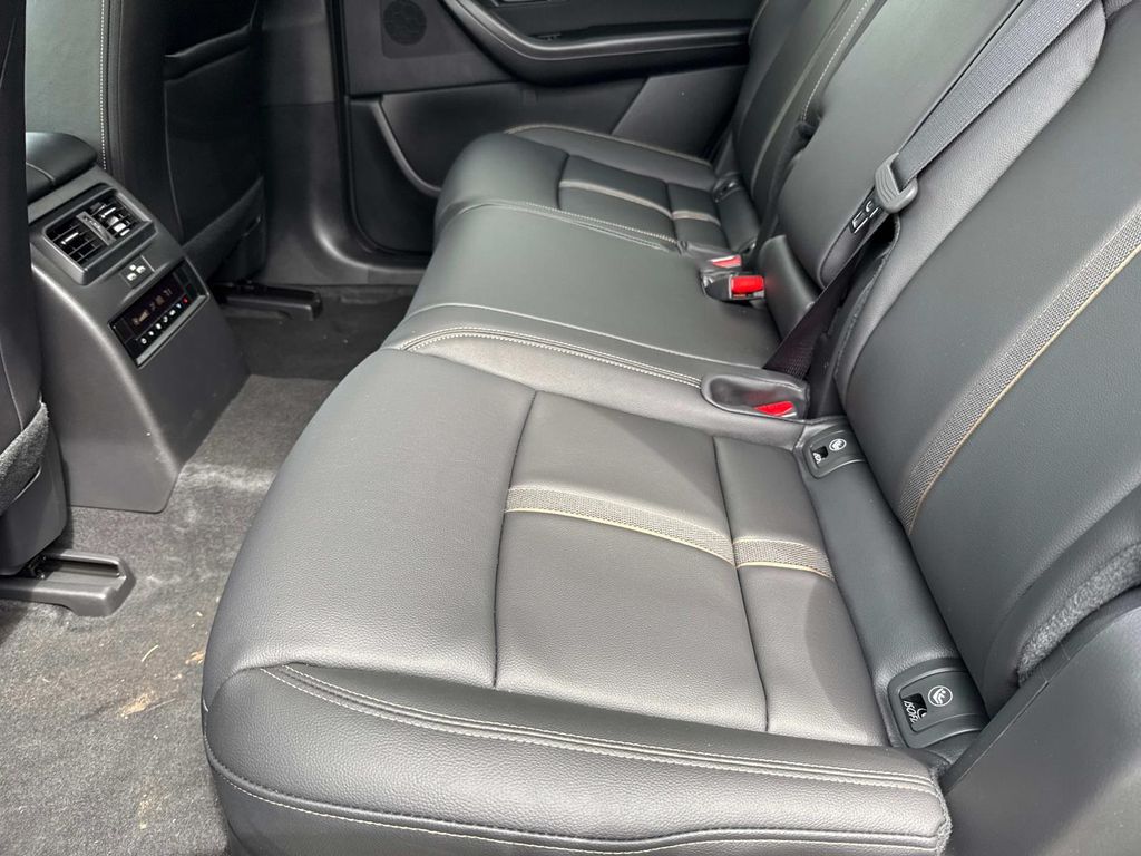 2025 Mazda CX-90 3.3 Turbo Select photo 13