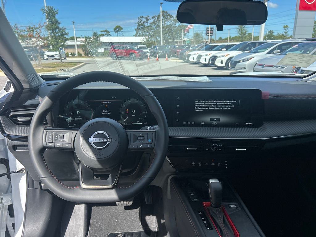 2026 Nissan Kicks SR photo 19