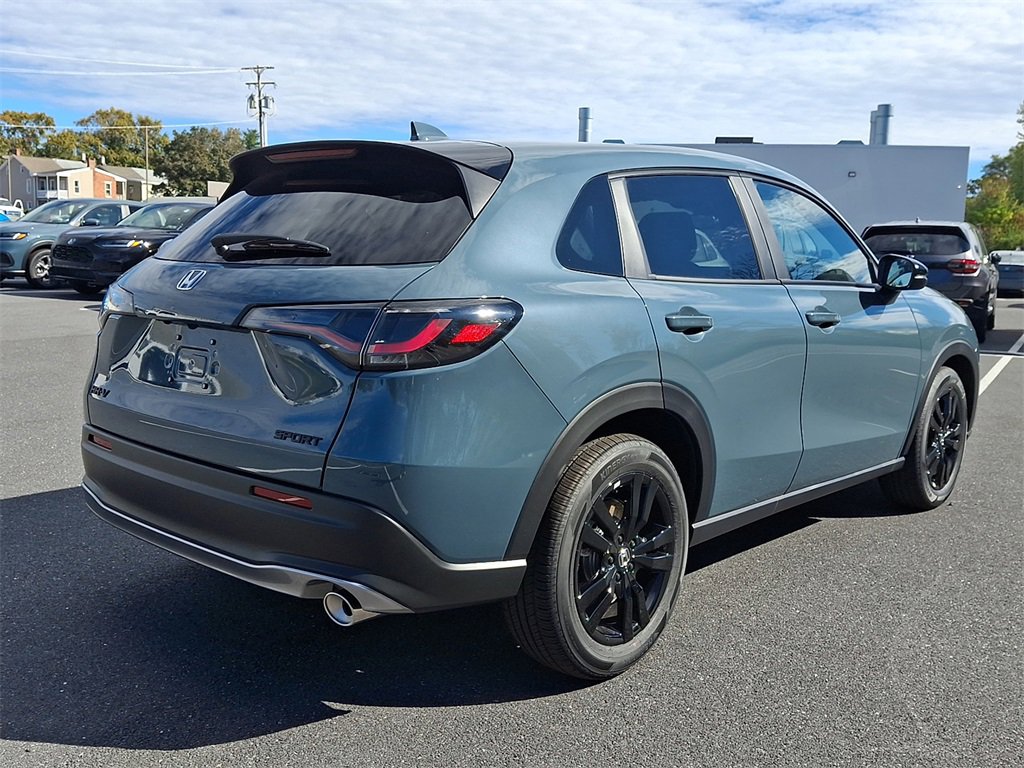 2026 Honda HR-V Sport photo 4