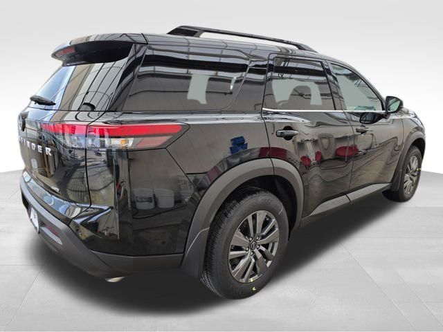 2025 Nissan Pathfinder SV photo 3