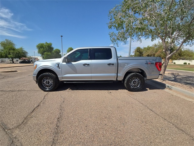 2021 Ford F-150 XLT photo 3