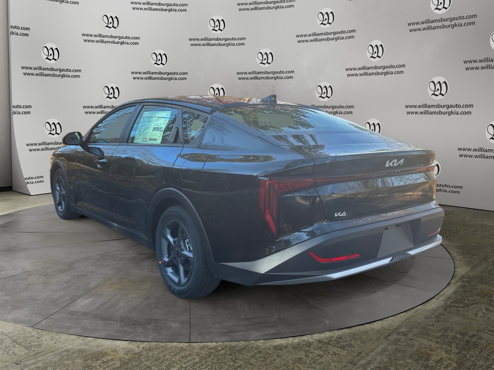 2025 Kia K4 LXS photo 3