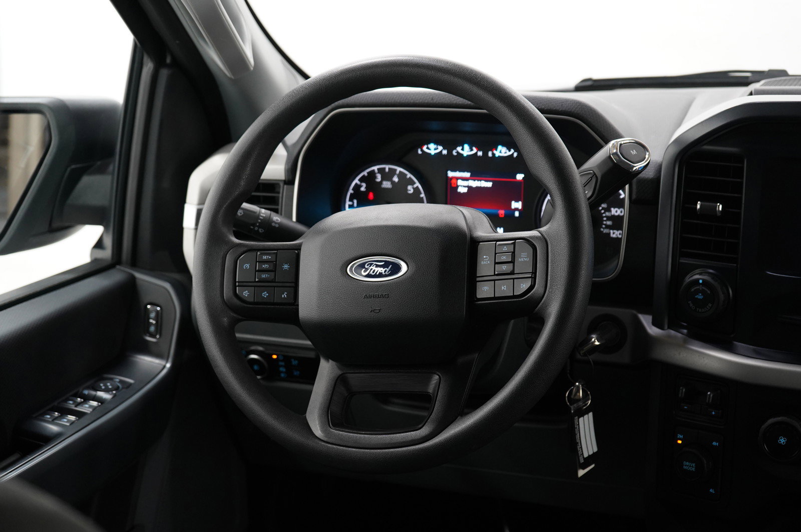 2023 Ford F-150 XL photo 12